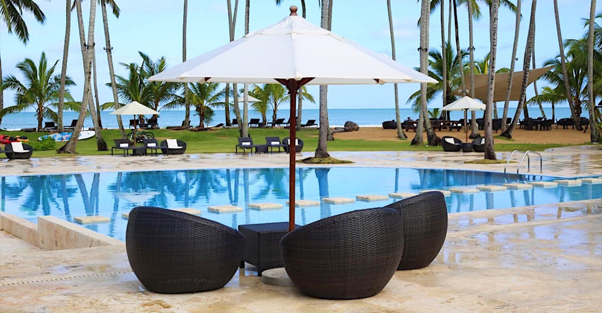 Coson Bay Hotels & Residences